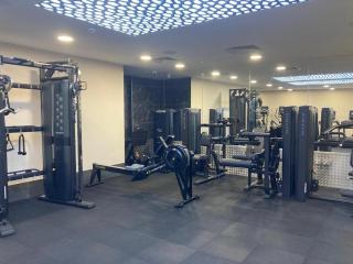 E1 Suites - Modern Comfort & Spa Luxury, Gibraltar - 3