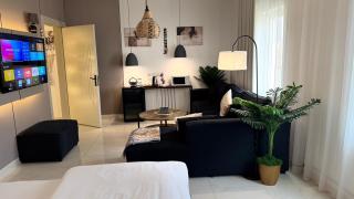 استديو بوصول ذاتي غرفتين - 6