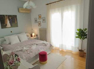 Chalandri Bloom Residence 2BR Sleeps 6 - 0