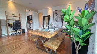NEW 3-Bedroom flat with Balcony, Free WiFi and lift access near Kings Cross, Islington, Camden Town - 7