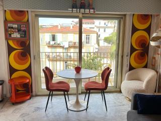 Studio next to the beach - 0