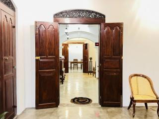 Emelyna House - 6