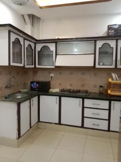 Fully furnished studio apartment - 7