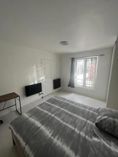 2 bedroom Apartment very close to Paris - 4