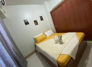 FarrahNoah's Place 2br Condo Unit near moa - 4