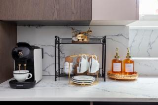 Kensington Palace Apartment - Luxury 3BR 4BA with Cinema Room - 5