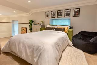 Kensington Palace Apartment - Luxury 3BR 4BA with Cinema Room - 1