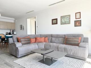 First Line Three Bedroom Apartment - Lustica Bay - 8