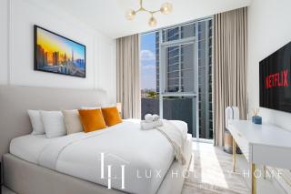 LUX 2BR Lagoon View District One, 10 to 15 min Burj Khalifa - 8