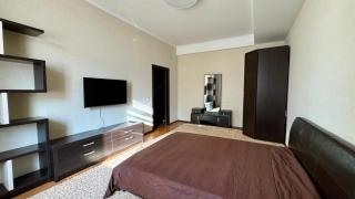 Cozy Family Home Apartment - 1