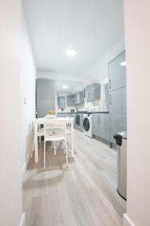 60 reservoir road - 4