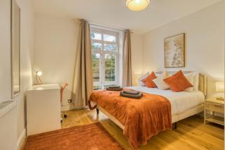 Comfortable 2-Bed in Zone 2 - 6