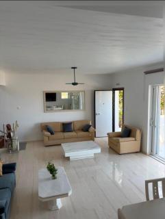 Saroné Villa - 1