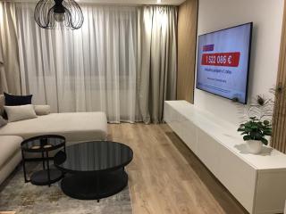 Modern Apartment in Centre of Belusa - 3