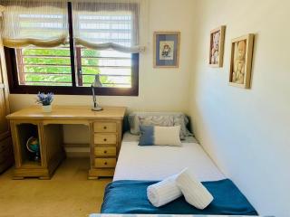 Lux Villa with Year-Round Heated Pool & Game Room - 2