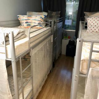 Female dorm- Femme dortoir Paris 8pm-10am - 0