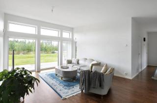 Newly Built House with Free Parking in Scenic Nature - 6