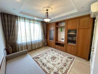 2 bedroom Apartment with parking close to Center - 4