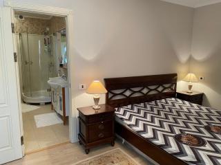 2 bedroom Apartment with parking close to Center - 6