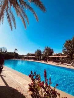 Palmeraie village , lieu exceptionnel avec jardin et piscine - 2