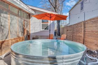 East Austin Getaway - 4BR - BBQ - Cowboy Pool - DT - 9
