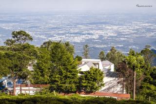 Hills and Hearts Luxury Villa - 8