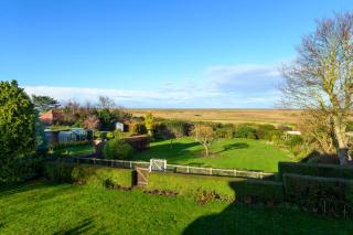 Vine Cottage - 2