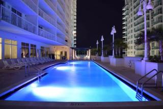 Stylish Brickell Condo with Balcony and Parking - 5