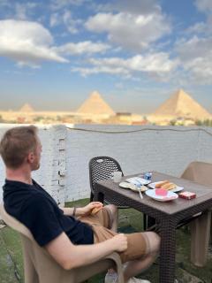 Family view of the pyramids - 1