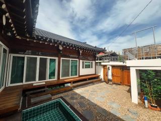 Andong Hanok Stay Traditonal House 안동별장 - 6