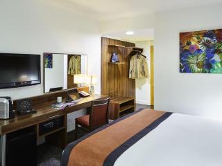 Mercure St Helens - 1