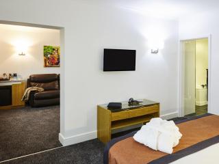 Mercure St Helens - 1
