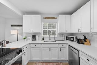 Countryside Cottage Getaway 3BD 3BA w Patio BBQ - 9