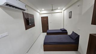 Karan Luxury CoLiving - 4
