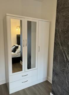 3-Bed House Sleeps 5 Free Parking - 7