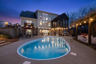 Nashville Retreat - Pool/Hot Tub/Karaoke/Theatre + - 9