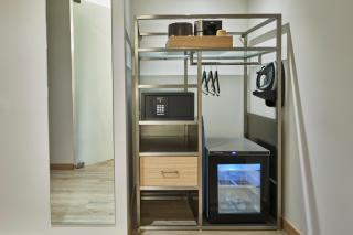 AC Hotel by Marriott Fort Lauderdale Beach - 2