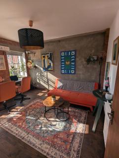 Creative Warehouse Conversion & Plant Haven - 8