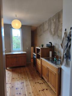 3,5 Zimmer-Wohnung mit Altbau-Charme - 4