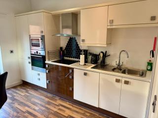 Bloom Apartments - City Centre - Gated Parking - 6