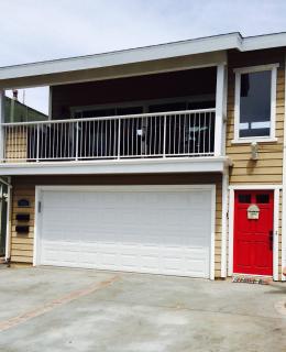 Get Your Vitamin Sea! Steps to beach! Fire pit! - 0