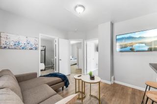 Little Italy Family Suite 4 TVs Bunk Beds - 9