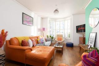 The One with the Pink Door - 3