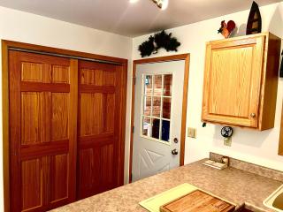 Private Cabin Getaway - 2