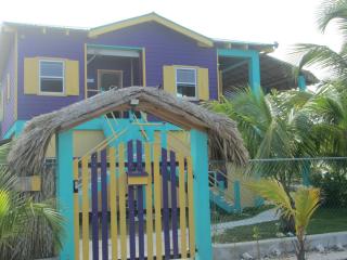 SLO-N-EZ Villa- Gold Standard Certified - Caye Caulker - 0