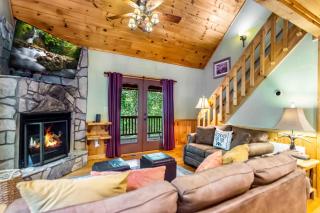 Gunny's Cabin - 6
