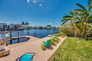 Nautical Breeze Boaters Paradise - 4
