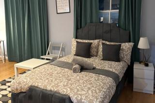 Studio - Sleeps 2 - Parking - Close to Paddington - 4