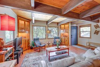 Hike, Ski and Explore Big Bear Lake Cabin with Deck! - 6