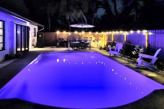 Gulf Gate Poolside Retreat - 9